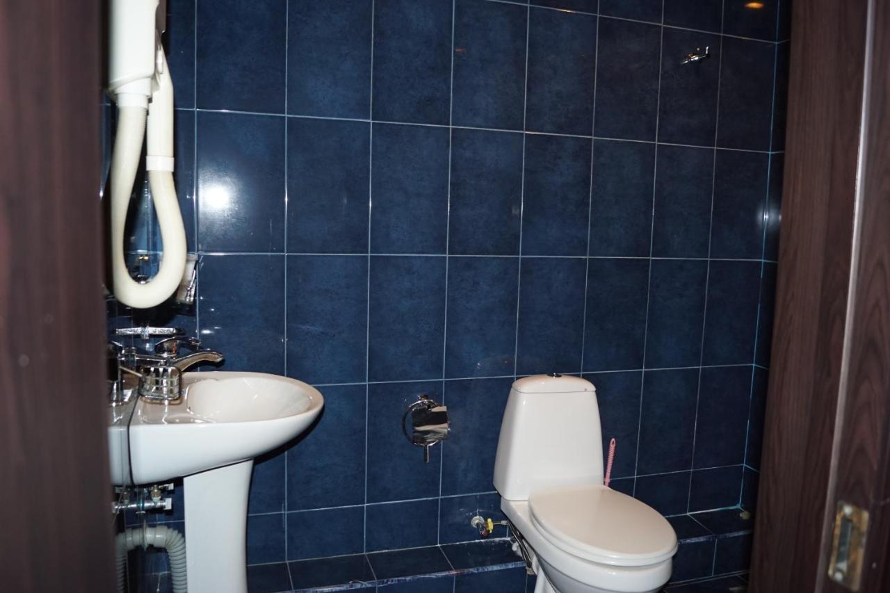 Iar Hotel Batumi Eksteriør bilde