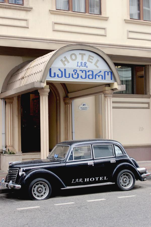 Iar Hotel Batumi Eksteriør bilde