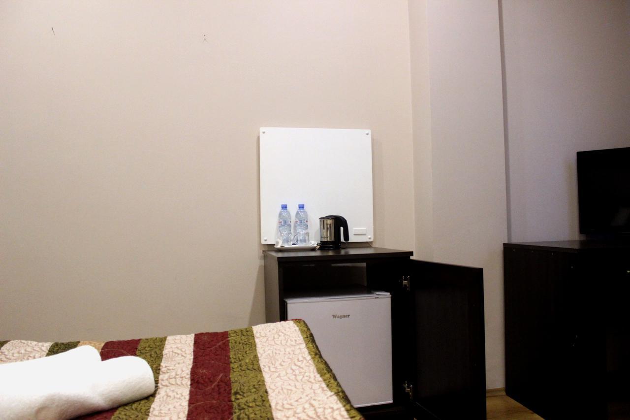 Iar Hotel Batumi Eksteriør bilde